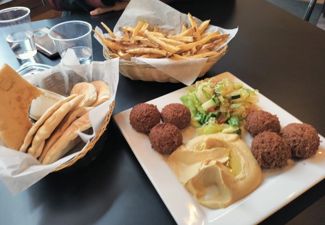 Dawali Mediterranean Kitchen